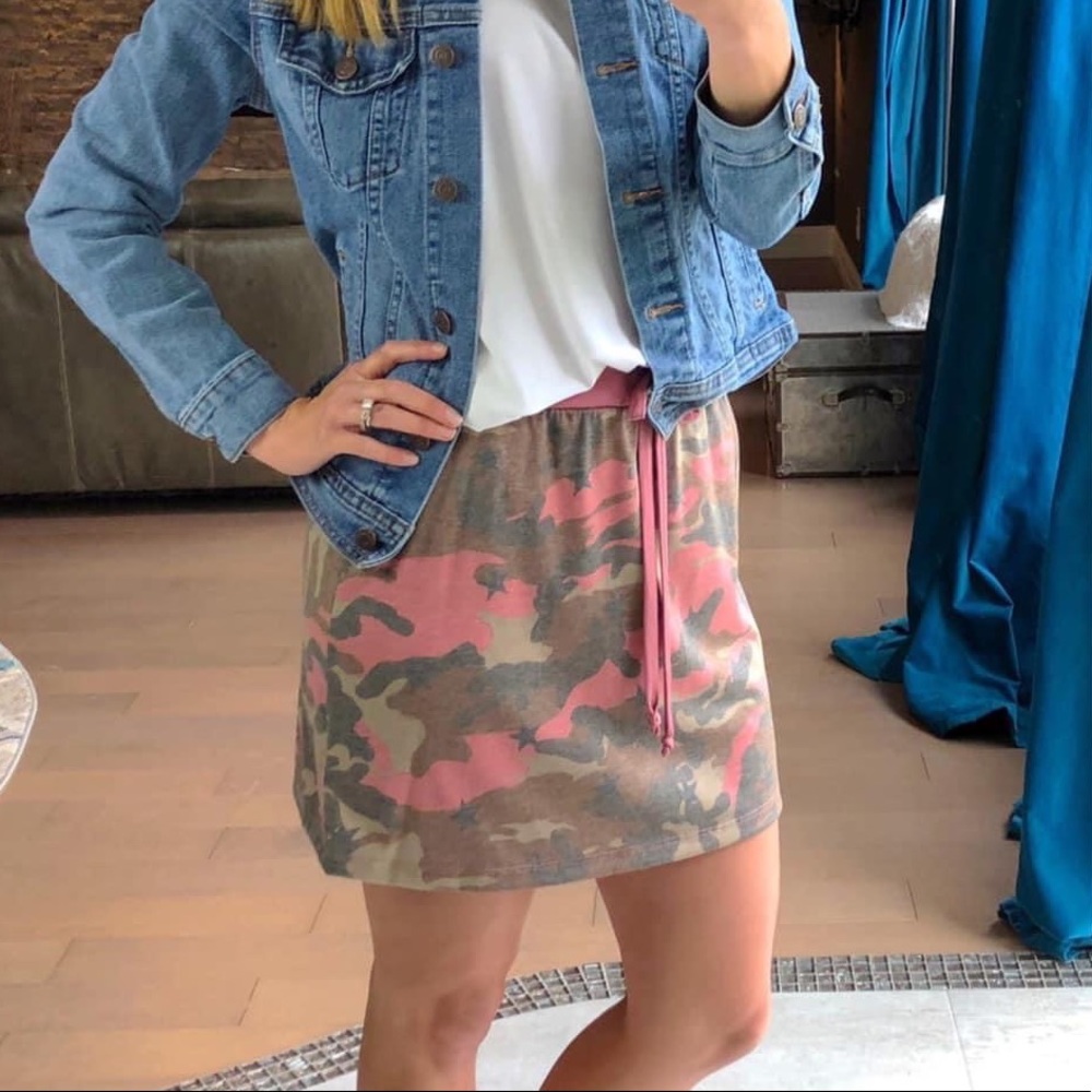 🎉HP🎉 Crescent Camouflage Star Pull On Skirt 💗 Mauve Pink & Gray - Picture 2 of 15